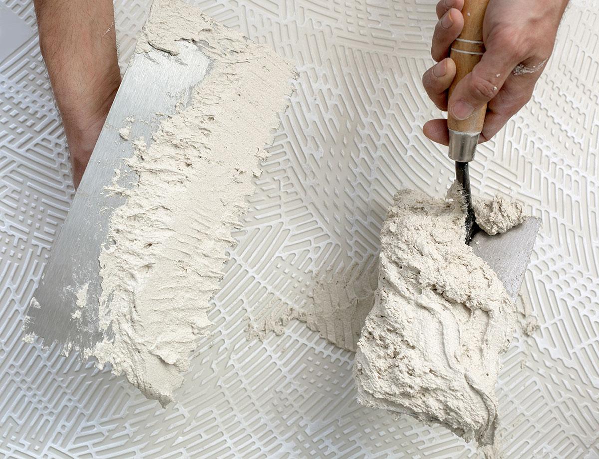 aplication mortier adhesif